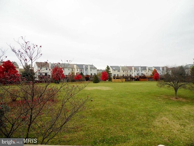 property at 43607 Blacksmith Square