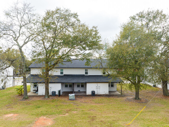 6216 Murray Dr in Hanahan, SC - Building Photo - Building Photo