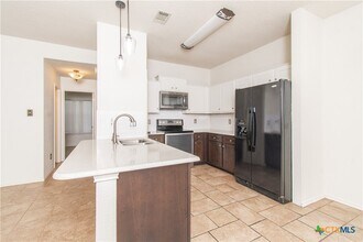 5104 Glenoak Dr in Killeen, TX - Building Photo - Building Photo