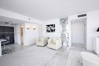 3411 Indian Creek Dr in Miami Beach, FL - Building Photo - Building Photo