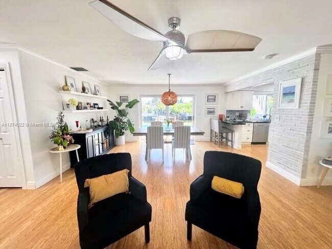 220 SE 9th St in Pompano Beach, FL - Building Photo - Building Photo