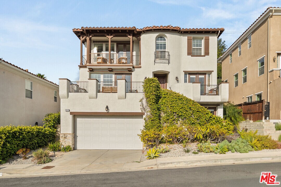 657 S Ave 61 in Los Angeles, CA - Building Photo