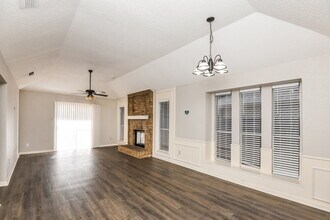 1505 Gainsborough Way in Fort Worth, TX - Building Photo - Building Photo