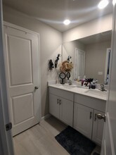 5664 SE Edgewater Cir in Stuart, FL - Building Photo - Building Photo