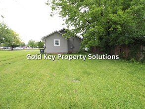 2319 Brown St in Anderson, IN - Building Photo - Building Photo