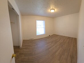 340 -360 Steven Ct in Morgantown, IN - Building Photo - Building Photo