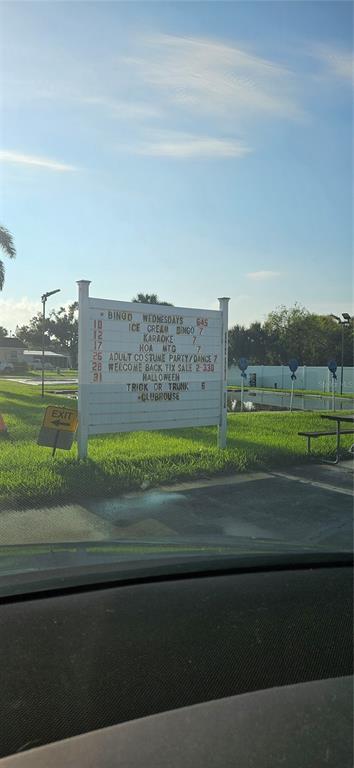 8410 Wagon Wheel Cir in North Fort Myers, FL - Building Photo - Building Photo