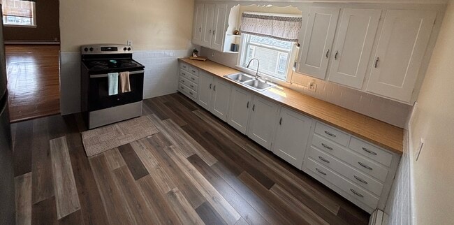 13 Stayton St, Unit 2nd floor