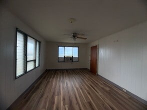87-238-238 Farrington Hwy in Waianae, HI - Building Photo - Building Photo