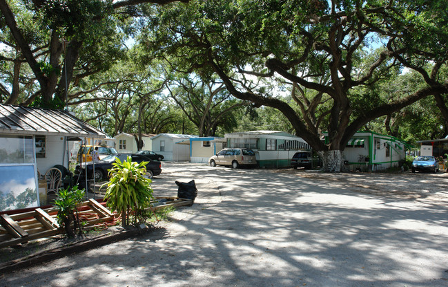 Shady Oaks Mobile Home Park