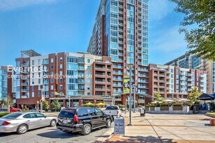 600 12th Ave S in Nashville, TN - Building Photo