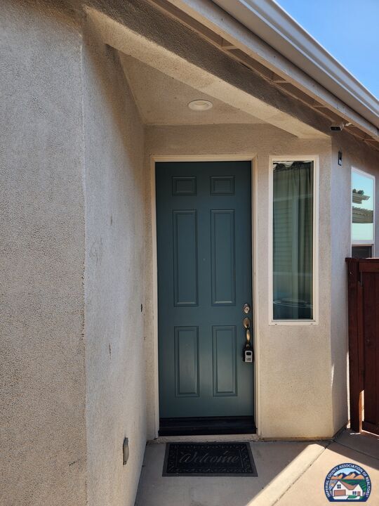 2724 Meadowbrook Dr in Imperial, CA - Building Photo - Building Photo