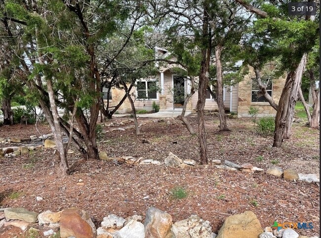 3948 Summit Dr in Canyon Lake, TX - Building Photo - Building Photo