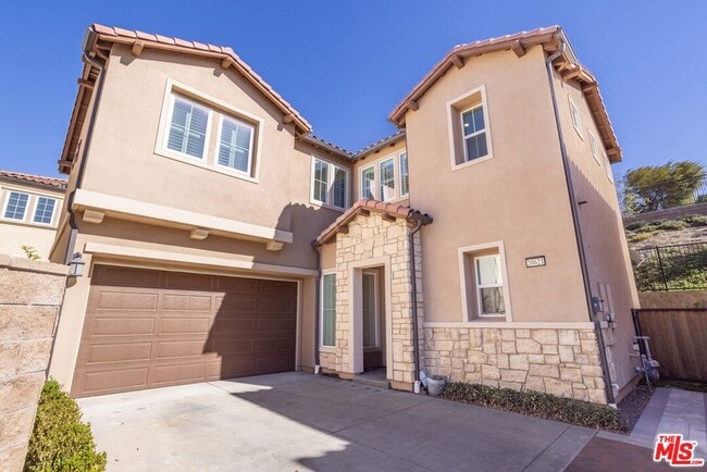 property at 20621 W Chestnut Cir