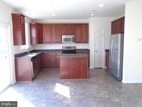 89 Hayes St in Stafford, VA - Building Photo - Building Photo