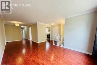 38 Autumn Pl in St Catharines, ON - Building Photo - Building Photo