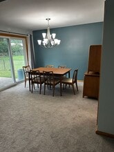 5325 Devon Dr in North Olmsted, OH - Building Photo - Building Photo