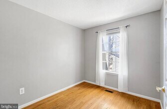 4770 Dorsey Hall Dr in Ellicott City, MD - Building Photo - Building Photo