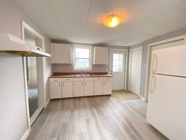 property at 165 Adelaide St