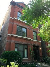 1043 W Webster Ave in Chicago, IL - Building Photo - Building Photo