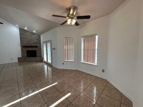 302 Echo Valley Dr in Del Rio, TX - Building Photo - Building Photo