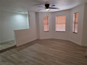 851 Lone Pine Rd in Pahrump, NV - Foto de edificio - Building Photo
