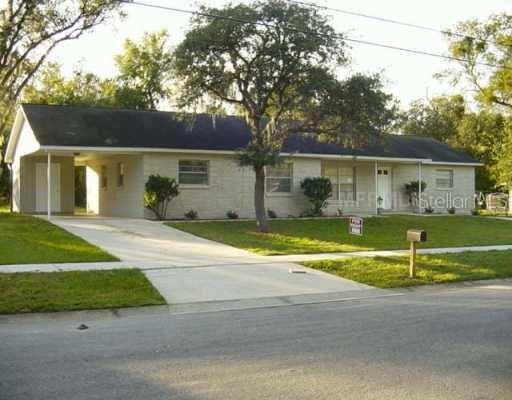 6807 Mathers Ln in Riverview, FL - Building Photo