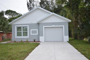 3306 Bassie Ct in Ft. Myers, FL - Building Photo