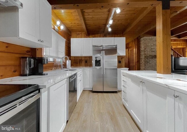 property at 23581 Belmar Dr