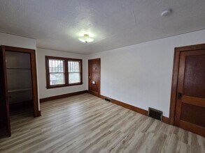 2216 Merner Ave in Cedar Falls, IA - Building Photo - Building Photo