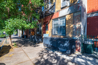 131 Columbia Street in Brooklyn, NY - Building Photo - Building Photo