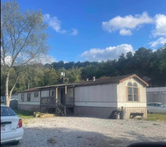 property at 28 Rose St