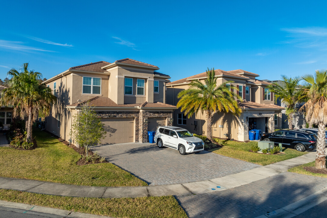 Winding Ridge in Wesley Chapel, FL - Foto de edificio