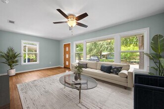 4928 Strass Dr in Austin, TX - Building Photo - Building Photo