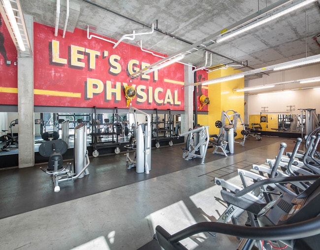 Idea1 Apartments in San Diego, CA - Building Photo - Interior Photo