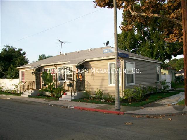 5925 Gundry Ave in Long Beach, CA - Building Photo