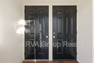 27 S Jefferson St in Petersburg, VA - Foto de edificio - Building Photo