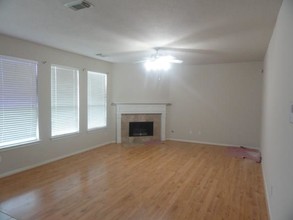 12606 Egret Hill Ct in Houston, TX - Building Photo - Building Photo