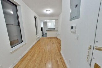417 3rd Ave in New York, NY - Building Photo - Building Photo