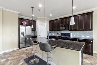 9404 Ocean Going Ct in Austin, TX - Building Photo - Building Photo