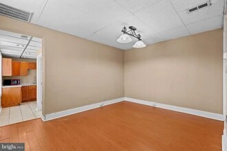1336 Susquehanna St, Unit 2 - upstairs in Harrisburg, PA - Foto de edificio - Building Photo