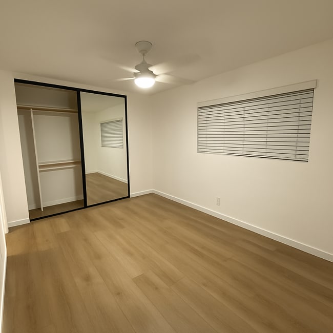 331 W Windsor Rd in Glendale, CA - Building Photo - Building Photo