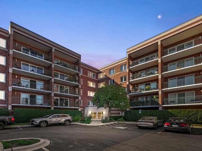 property at 5360 N Lowell Ave