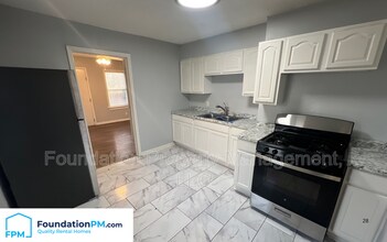 2067 Hubert Ave in Memphis, TN - Building Photo - Building Photo