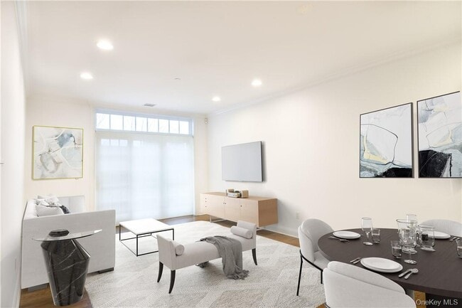 55 1st St in Pelham, NY - Building Photo - Building Photo