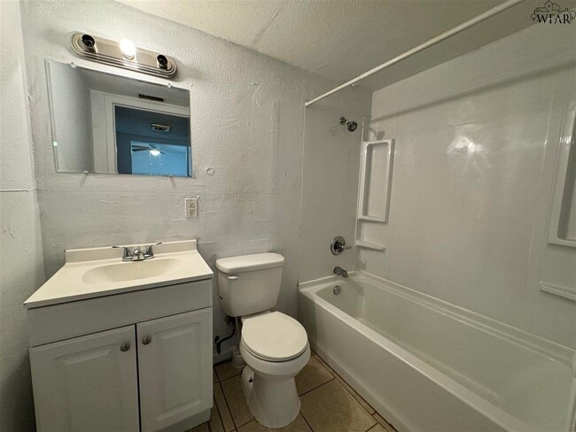613 Sunset Dr in Wichita Falls, TX - Building Photo - Building Photo