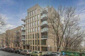 998-1000 Union St in Brooklyn, NY - Foto de edificio - Building Photo