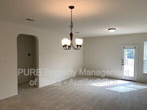 2471 Sunrise Rd in Round Rock, TX - Building Photo - Building Photo