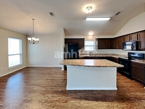 1228 Rosedale Springs Ln in Fort Worth, TX - Building Photo - Building Photo
