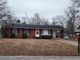 3529 Thomas Dr in Fayetteville, NC - Building Photo